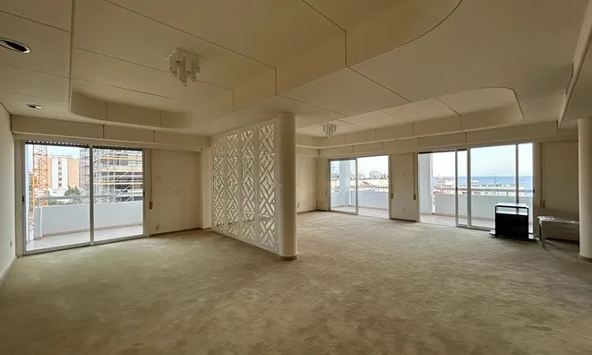 Недвижимость 7 Bedroom Apartment For Sale in Limassol, Agios Tychonas: 6