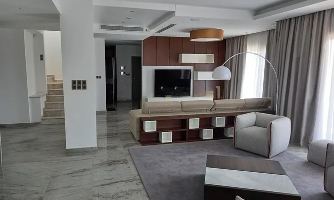 Недвижимость 5 Bedroom Penthouse Apartment for Sale in Limassol, Potamos Germasogeias: 1