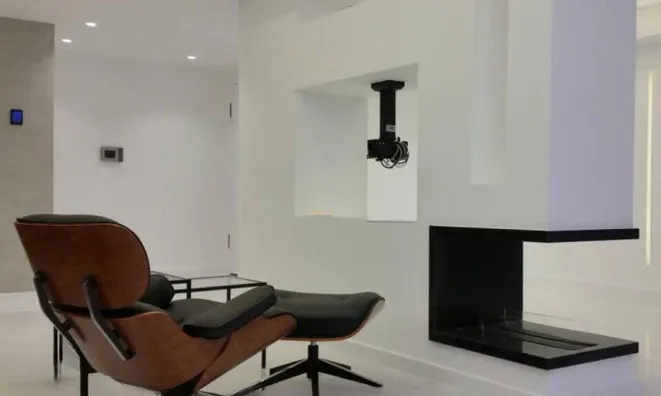 Недвижимость 4 Bedroom Apartment Across the Sea for Sale in Limassol, Agios Tychonas: 3