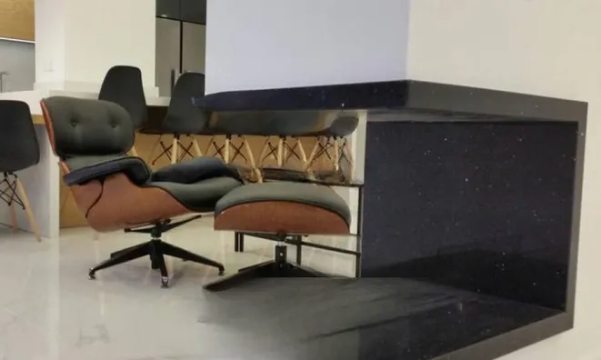 Недвижимость 4 Bedroom Apartment Across the Sea for Sale in Limassol, Agios Tychonas: 5