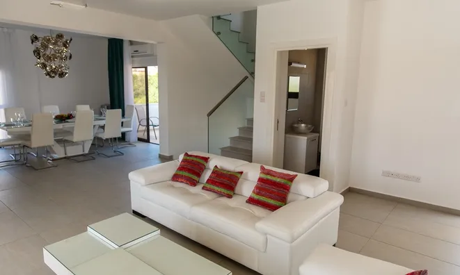Недвижимость 4 Bedroom Villa in Famagusta, Protaras area: 7