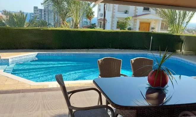 Недвижимость 5 Bedroom Detached house For sale in Agios Tychonas: 2