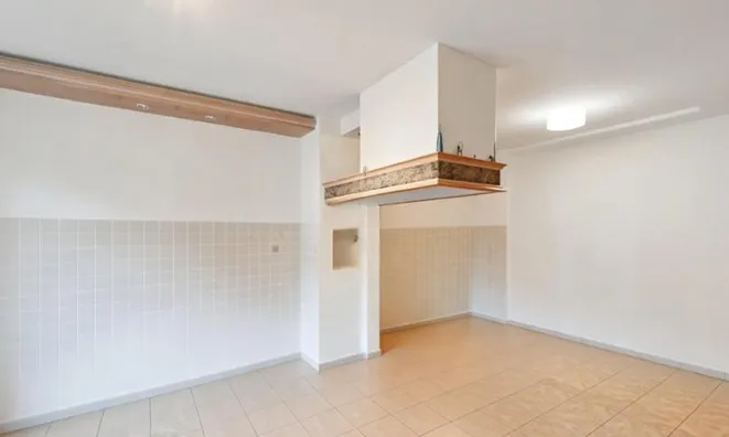 Недвижимость Apartment 6 rooms: 2