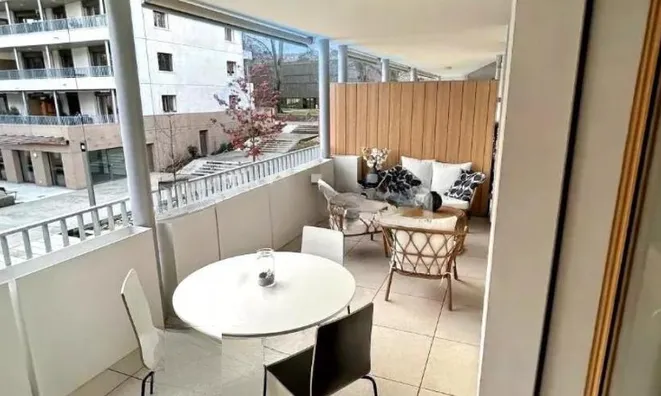 Недвижимость Apartment 4 rooms: 5