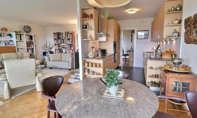 Недвижимость Apartment 3.5 rooms: 7