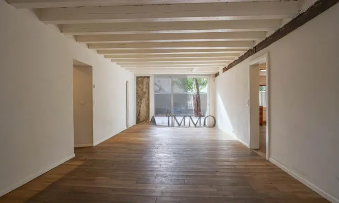 Недвижимость Apartment 4 rooms: 2