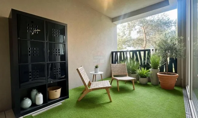 Недвижимость Apartment 4 rooms: 6