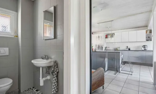 Недвижимость Bifamiliar house 7 rooms: 4