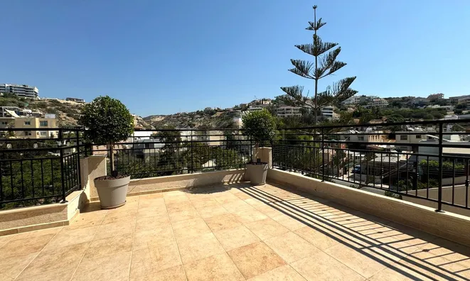 Недвижимость 3 Bedroom Penthouse Apartment For Sale, Ayia Fyla: 11