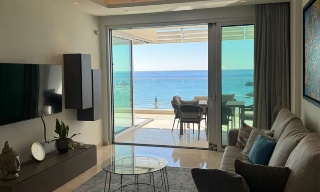 Недвижимость 2271931 - Apartment For sale, Pyrgos, 120 sq.m., €1,900,000: 1