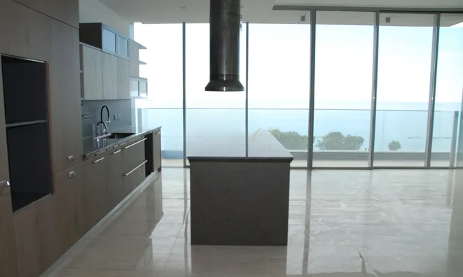 Недвижимость 3 Bedroom Apartment For sale in Agios Tychonas, Limassol: 5