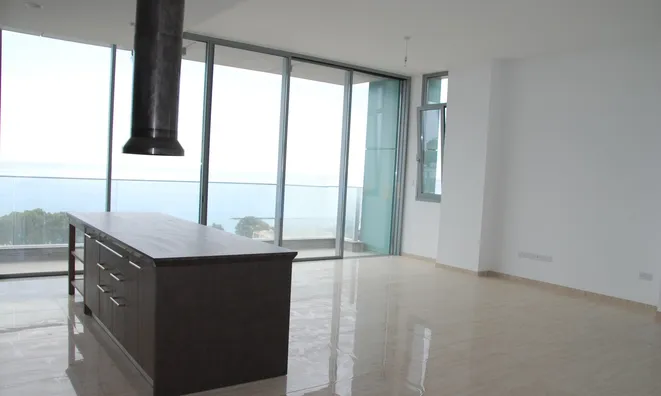 Недвижимость 3 Bedroom Apartment For sale in Agios Tychonas, Limassol: 6