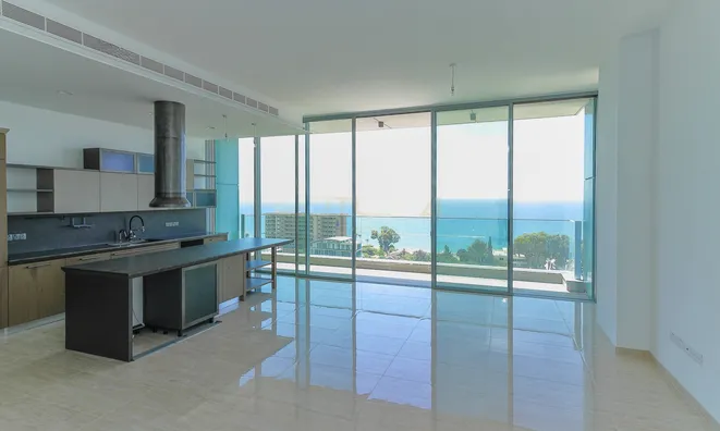 Недвижимость 3 Bedroom Apartment For sale in Agios Tychonas, Limassol: 12