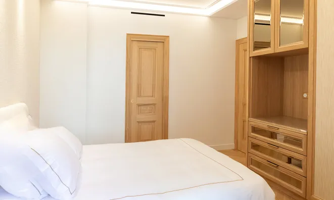 Недвижимость Apartment Monaco, La Rousse Saint Roman: 23