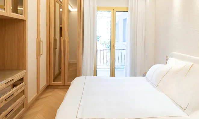 Недвижимость Apartment Monaco, La Rousse Saint Roman: 24