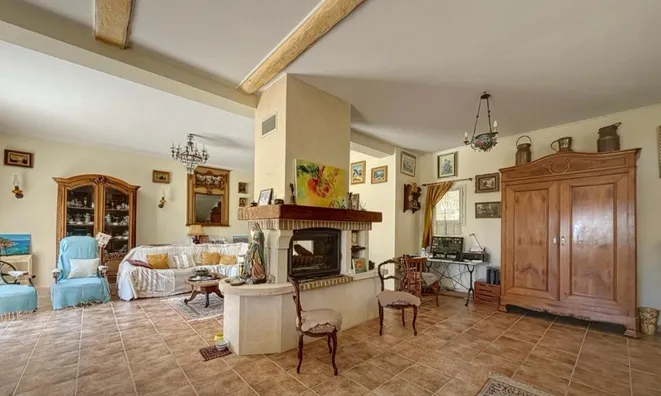 Недвижимость Villa Croix des Gardes: 4