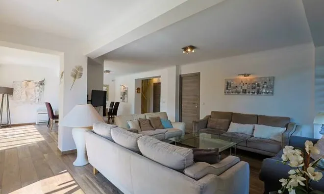 Недвижимость Villa Petit Juas: 7