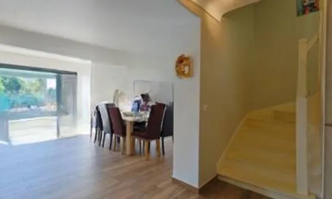 Недвижимость Villa Petit Juas: 11