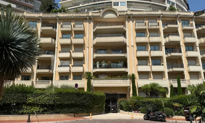 Недвижимость Apartment Monaco, La Rousse Saint Roman: 1