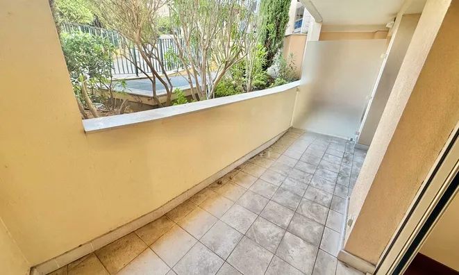 Недвижимость Apartment Monaco, La Rousse Saint Roman: 6