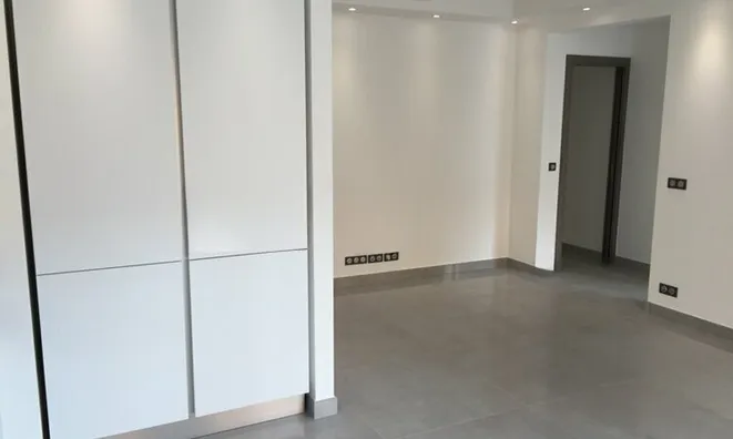 Недвижимость Apartment Monaco, Port: 11