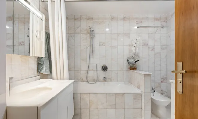 Недвижимость Apartment Monaco, La Rousse-Saint Roman: 12