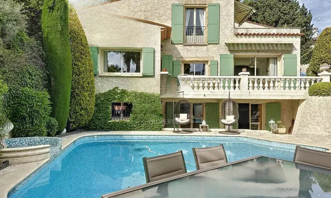 Недвижимость Maison Petit Juas Cannes: 2