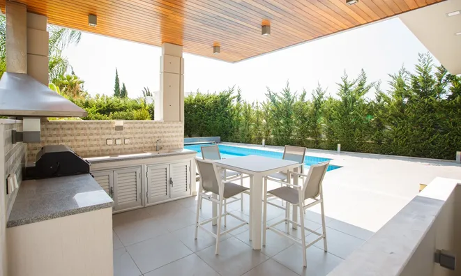 Недвижимость 4 Bedroom Detached house For Sale in Agios Tychonas, Limassol: 9