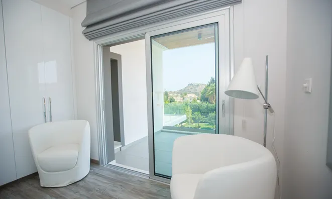 Недвижимость 4 Bedroom Detached house For Sale in Agios Tychonas, Limassol: 10