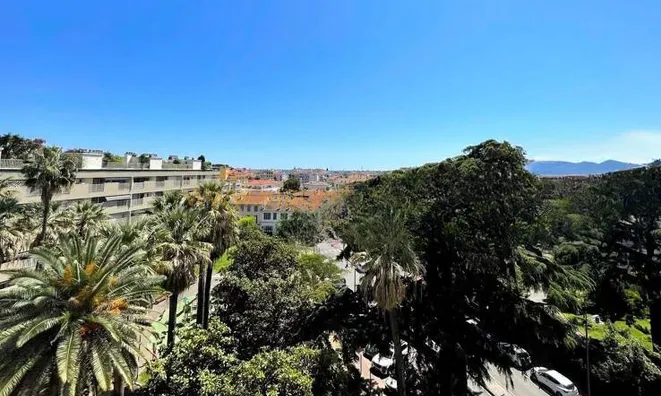 Недвижимость Apartment Croix des Gardes: 1