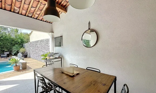 Недвижимость Villa Croix des Gardes: 10