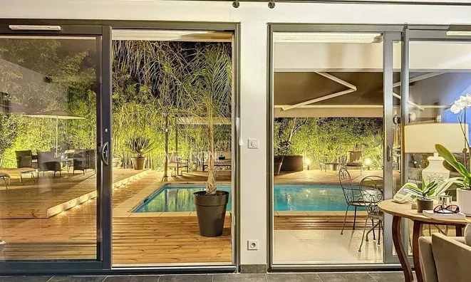 Недвижимость Villa Croix des Gardes: 12