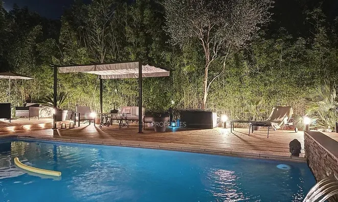 Недвижимость Villa Croix des Gardes: 14