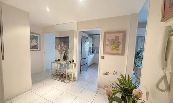 Недвижимость Apartment Maure Vieille: 10