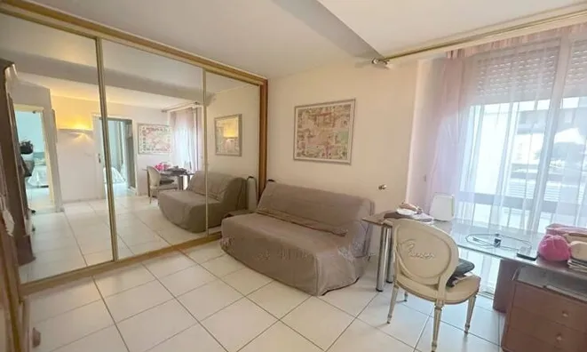 Недвижимость Apartment Maure Vieille: 16