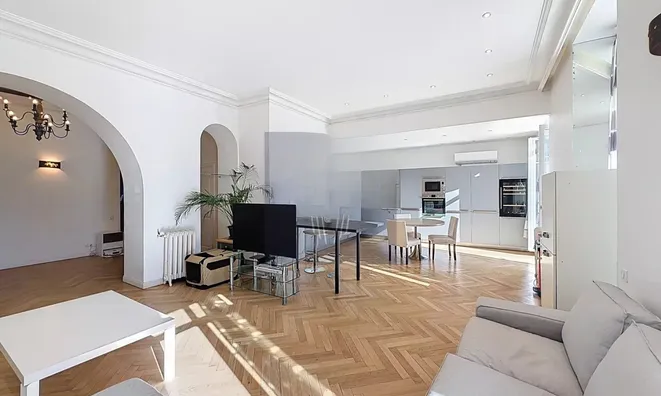 Недвижимость Apartment Cannes République: 4