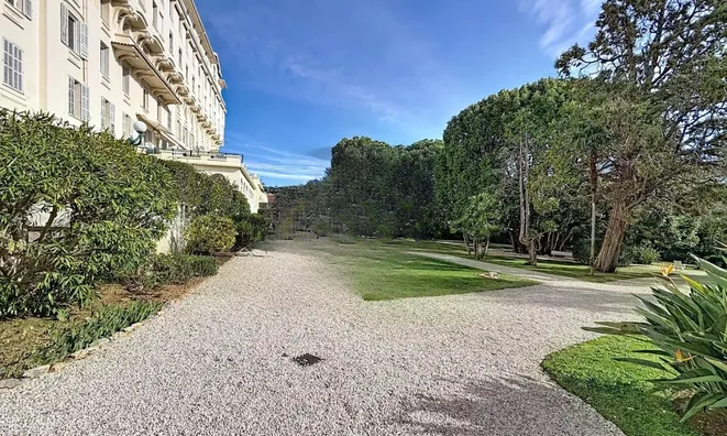 Недвижимость Apartment Cannes République: 24