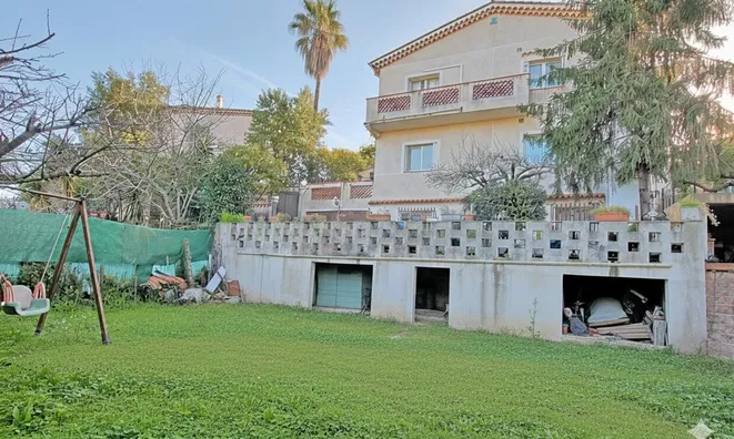 Недвижимость Maison Cannes Croix des Gardes: 1