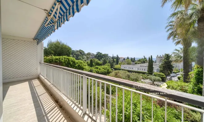 Недвижимость Apartment Croix des Gardes: 2