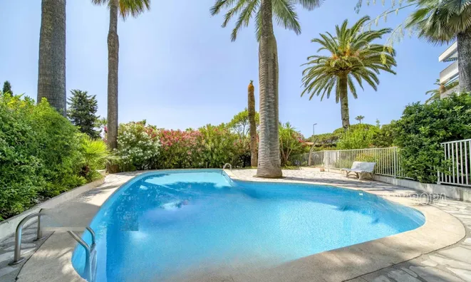 Недвижимость Apartment Croix des Gardes: 8