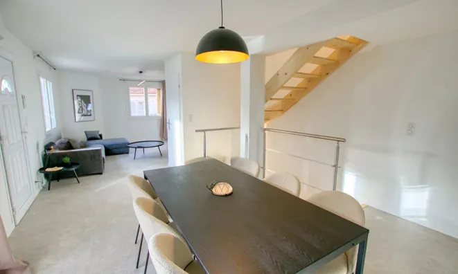 Недвижимость Townhouse Petit Juas: 2