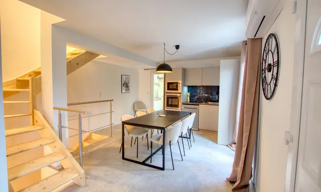 Недвижимость Townhouse Petit Juas: 3