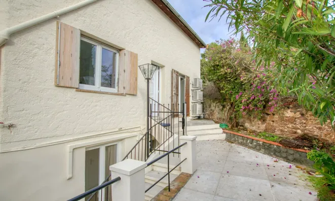 Недвижимость Townhouse Petit Juas: 24