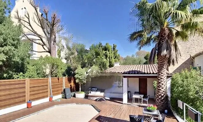 Недвижимость Maison Republique Cannes: 17