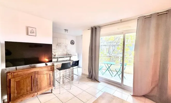 Недвижимость Apartment La Bocca: 4