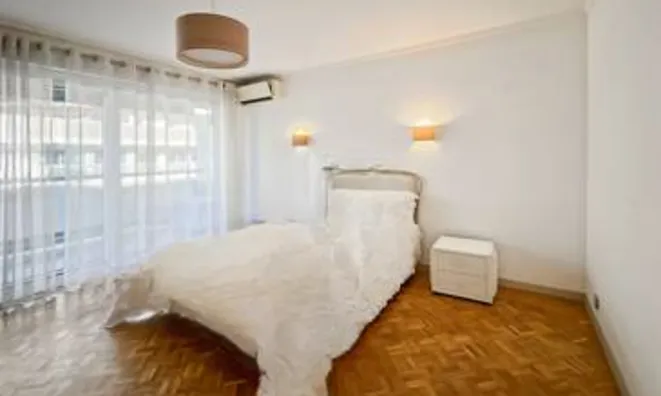 Недвижимость Villa Petit Juas: 11