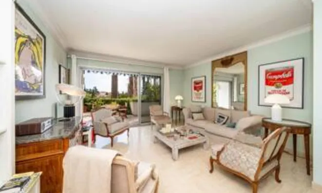 Недвижимость Villa Croix des Gardes: 2