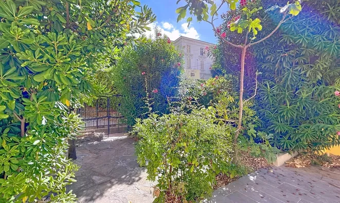 Недвижимость Villa Cannes République: 10