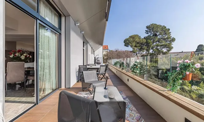 Недвижимость Villa République Cannes: 1