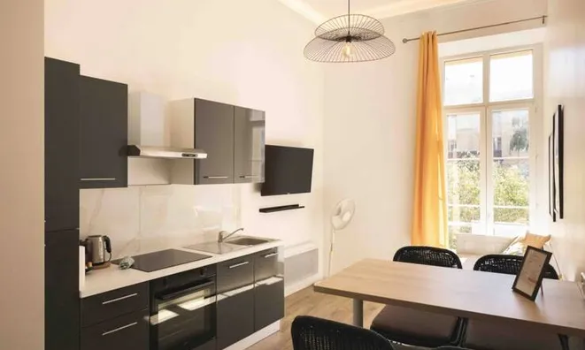 Недвижимость Villa Petit Juas: 1